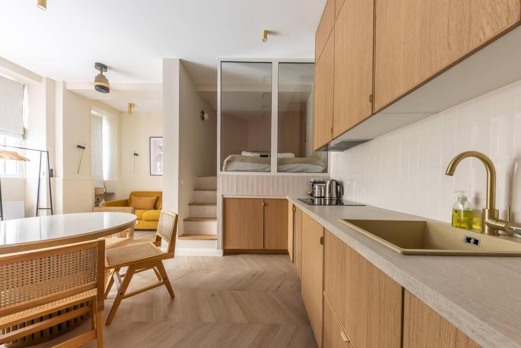 Elegant 4-Star Stay In Central Paris - Suite Apart Exterior photo